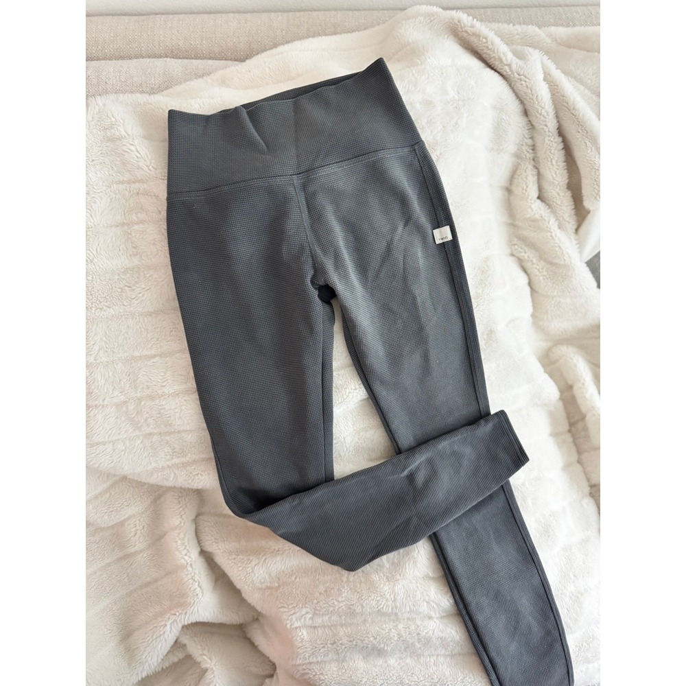 Vuori Gray Bayview Thermal Leggings